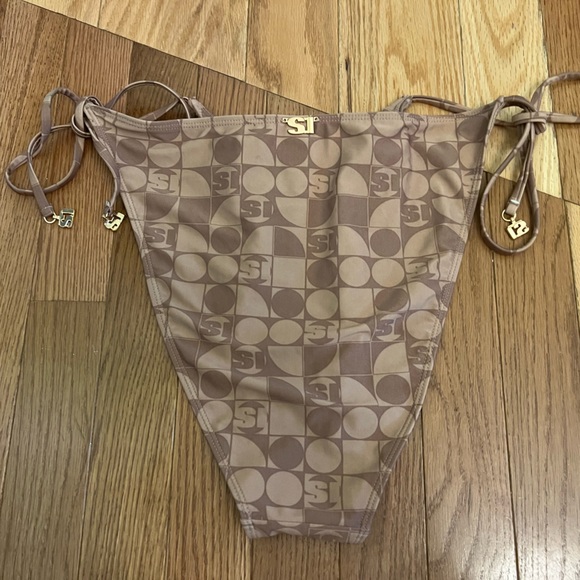 ❤️ 3/$10 Forever 21+ Sports Illustrated bikini bottom plus size womens 2X - Picture 4 of 6